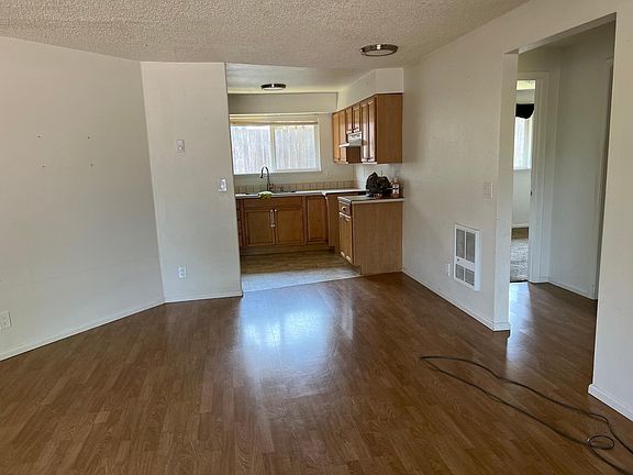 3rd image of 1113 E 37th St #1113