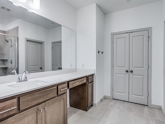 5th image of 1056 Homestead Way