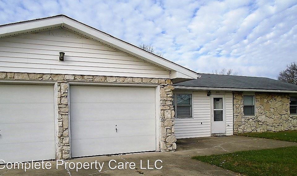 1st image of 2801 N Kaster Ct