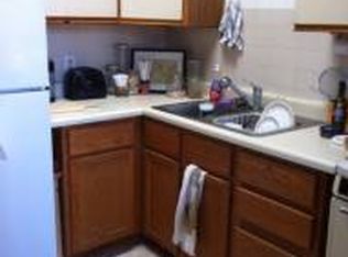 903 W Belmont Ave APT 3R, Chicago, IL 60657