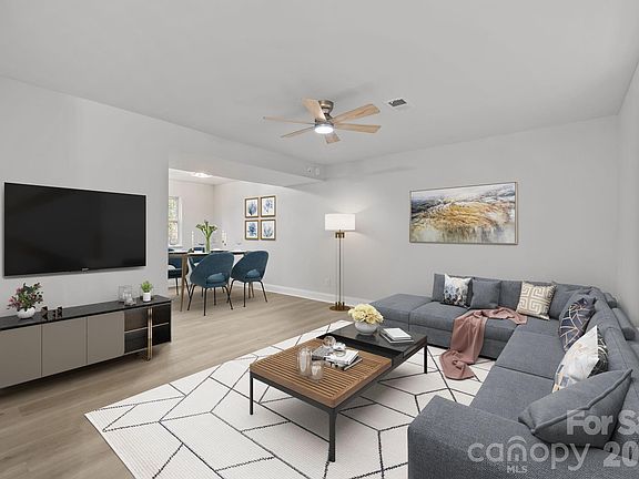 4th image of 5716 Cassio Ct