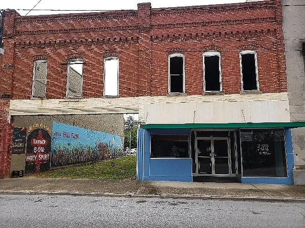 126 W Main St, Williamston, NC 27892