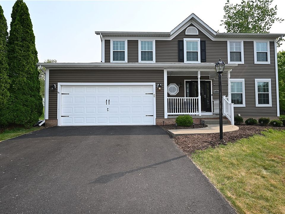 1st image of 352 Valerie Dr