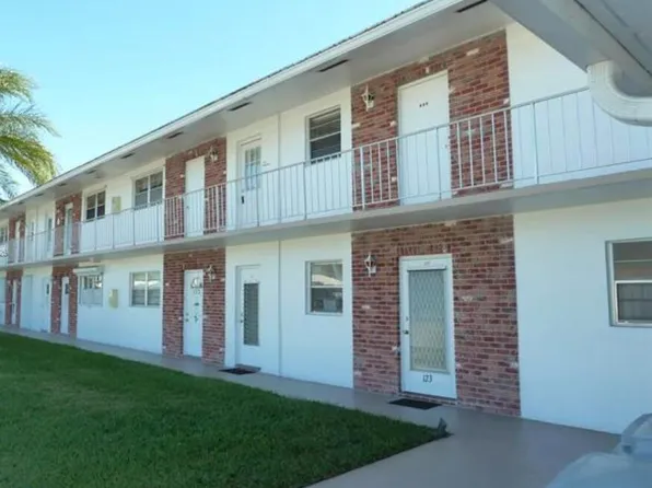 2800 W Golf Boulevard #123, Pompano Beach, FL 33064