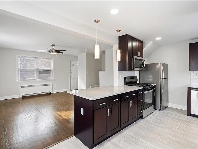 Haddon Hills Apartments — Photo 22