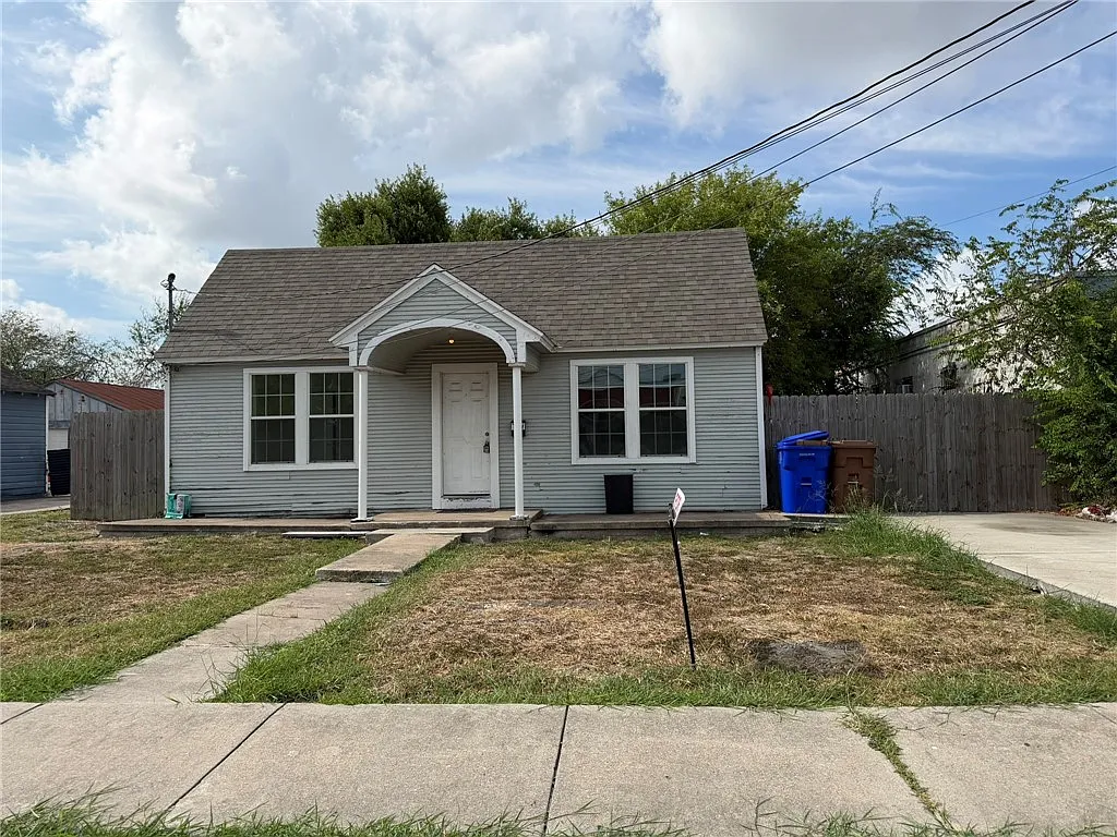 2 bed, 988 sqft, $1,200 — Photo 1