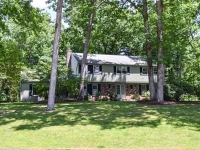 22 Oldwood Rd, Wilbraham, MA, 01095