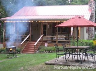 10 White Oak Lake Rd, Peterstown, WV 24963