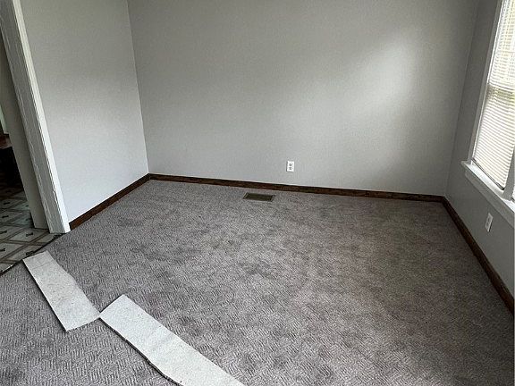 3rd image of 611 Iowa Ave