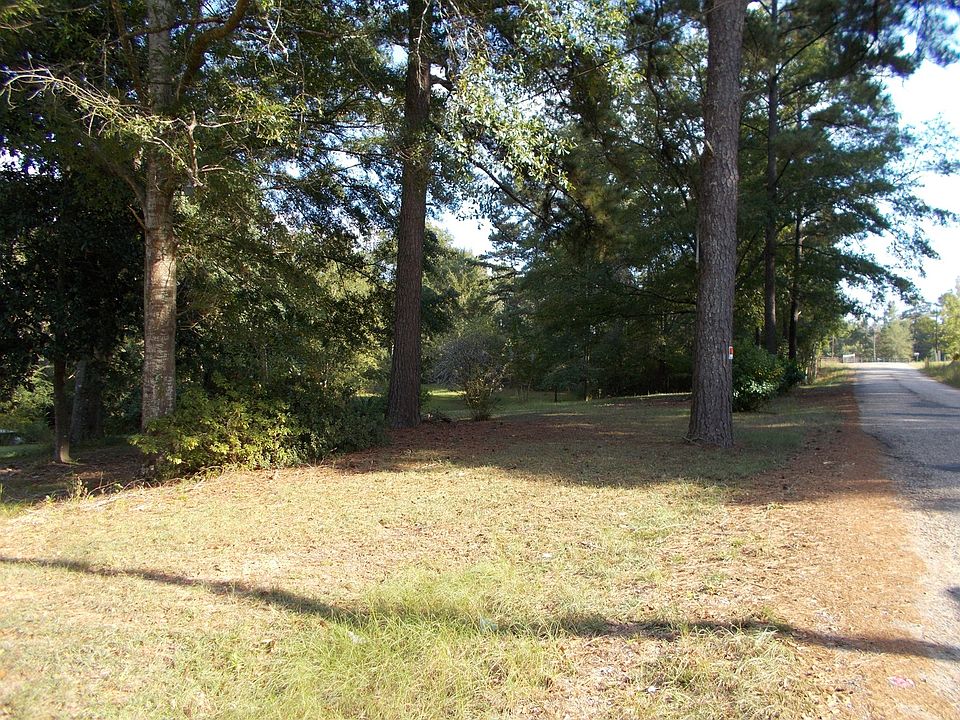 2nd image of 405 Felps Ln SW