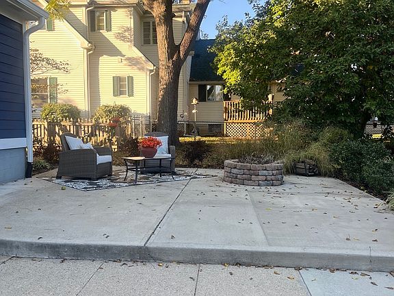 3rd image of 347 S Tennessee St