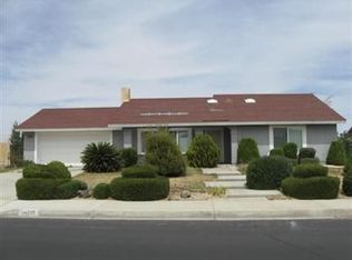 14436 Manzano Rd, Victorville, CA 92392