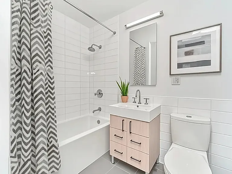 55 Hope St #406 — Photo 3