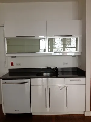 Rented by Brooklyn Heights Real Estate Inc | media 42