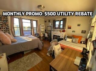 452 Park Dr APT 19, Boston, MA 02215