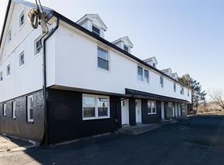 28 Aircraft Rd #J, Southington, CT 06489