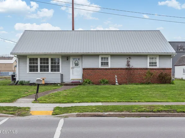 903 E Market St, Danville, PA 17821