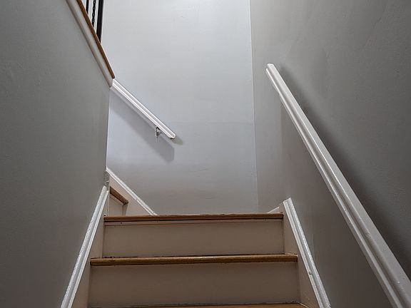 5th image of 257 Essex St APT 8A