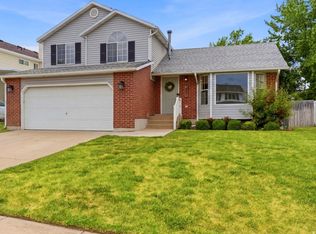431 W Creekside Ln, Kaysville, UT 84037
