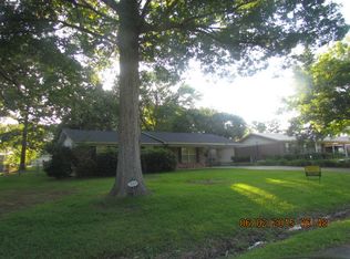 132 Olive St, Crossett, AR 71635