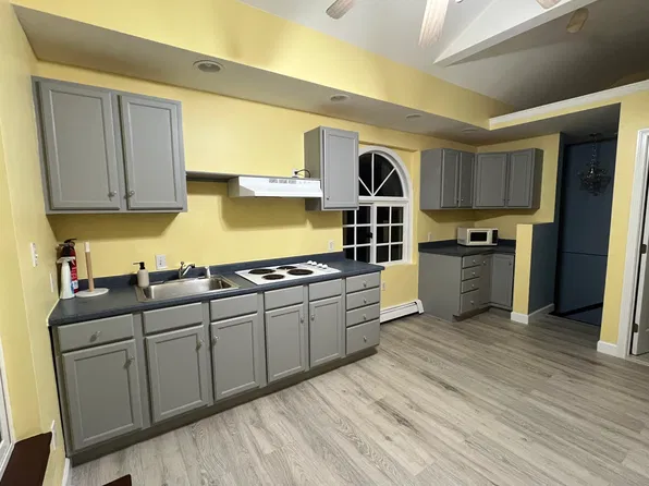59 E Transit St #3, Providence, RI 02906