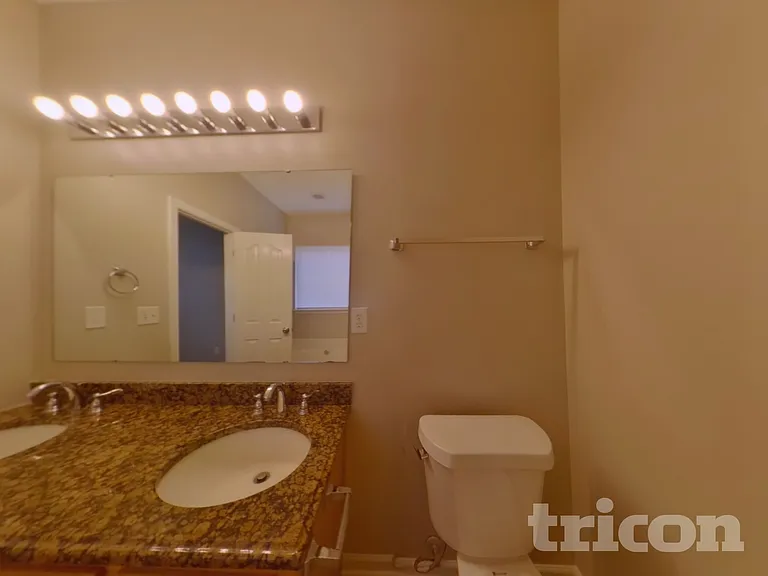 9043 Sanders Creek Ct — Photo 8