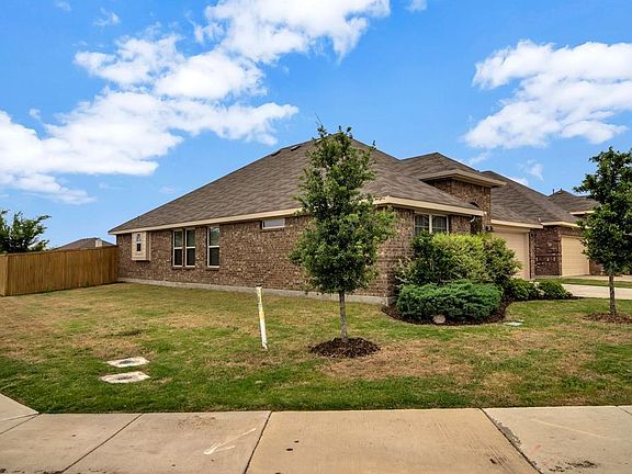 2nd image of 2416 Eppright Dr