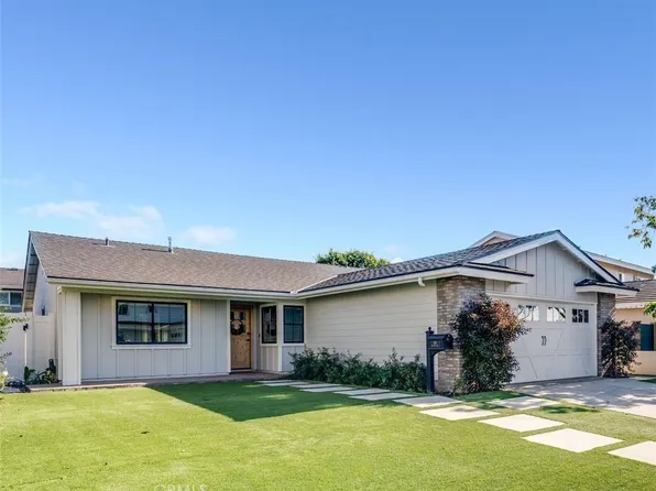 196 Harvard Ln, Seal Beach, CA 90740