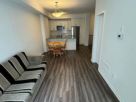 5th image of 30 William Jackson Way #103