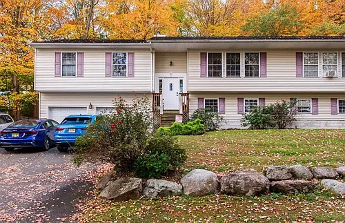 3 Undercliff Ln Photo 1