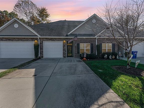 2nd image of 1022 Lake Michael Way