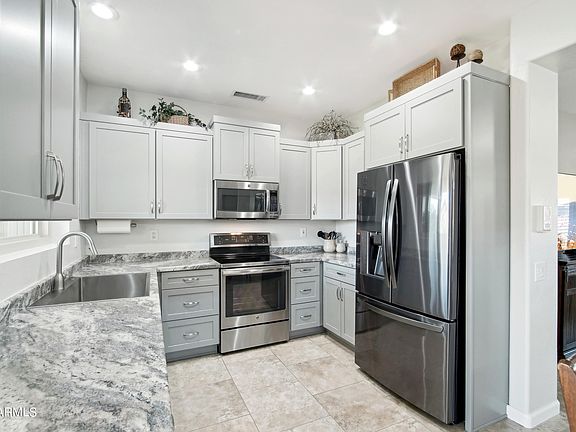 3rd image of 15809 W DESERT MEADOW Drive