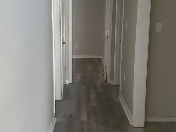 3rd image of 121 Lannes West Dr #131