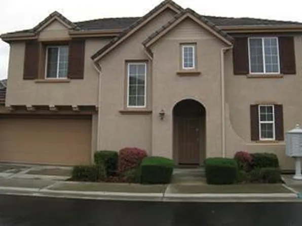 8389 Cortina Cir, Roseville, CA 95678