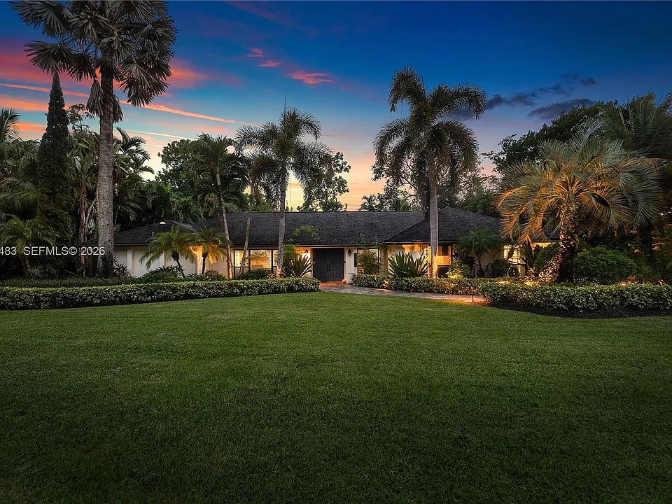 12466 Quercus Ln