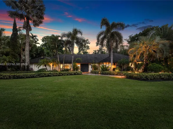 12466 Quercus Ln, Wellington, FL 33414