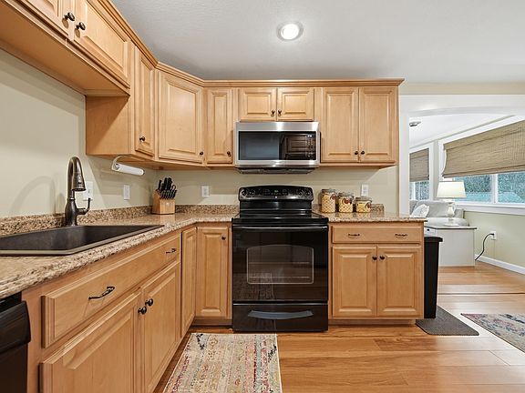 4th image of 87 Colby Road