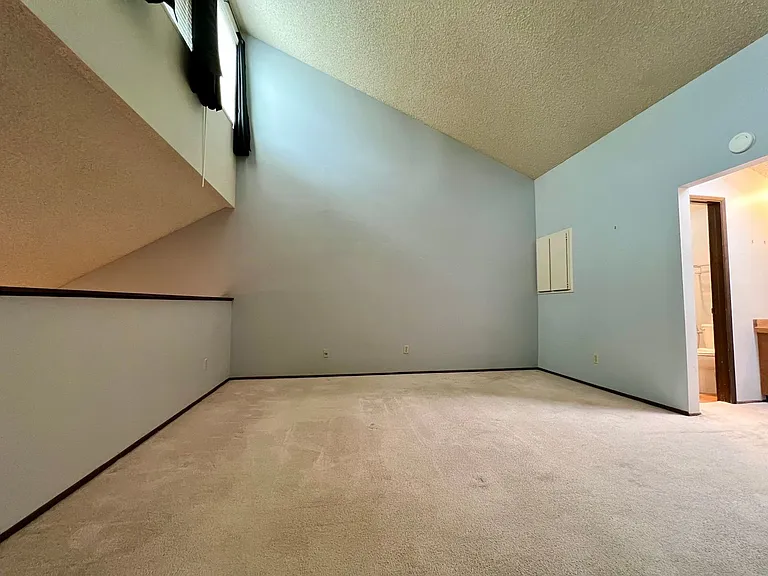 4656 SW Comus Pl — Photo 13