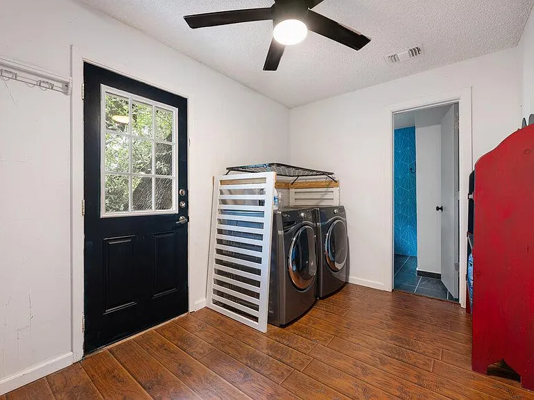 1003 Minda Dr — Photo 34