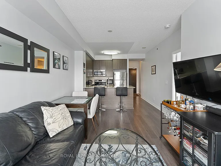 225 Sackville St #1405 — Photo 6