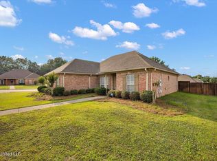 100 Sumter Dr, Canton, MS 39046