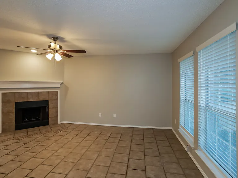 3405 Star Ranch Ct — Photo 5