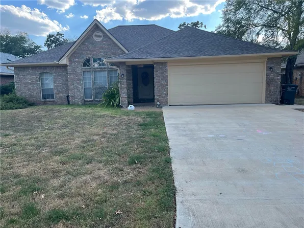 2806 Arroyo Ct N, College Station, TX 77845