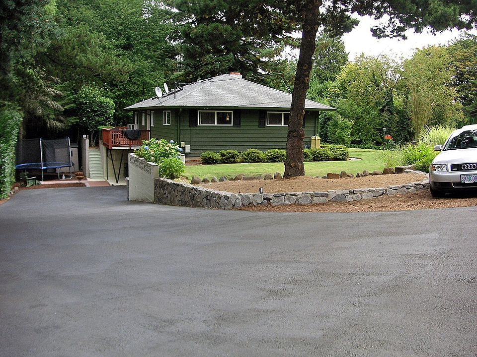 Side and lower level