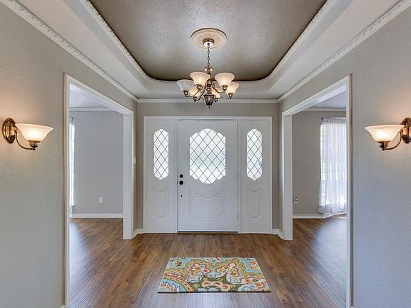 4th image of 3506 S Glenbrook Dr