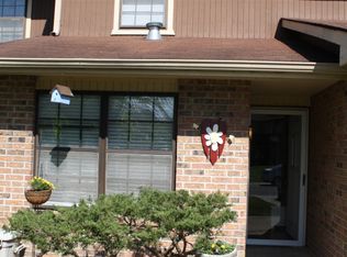 1704 Villa Dr, Columbia, MO 65202