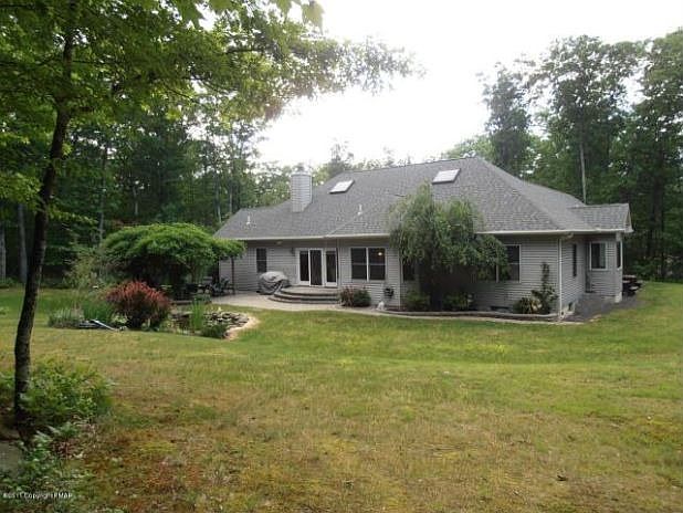 2nd image of 3835 Cranberry Rd