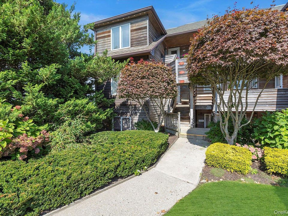 1st image of 517 Fox Hill Drive