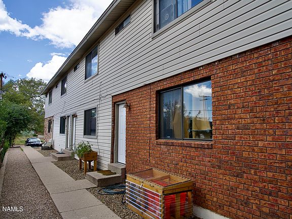 4th image of 517 S Wc Riles St