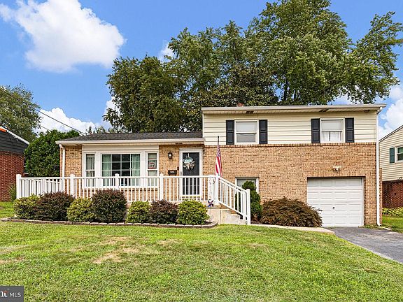 2nd image of 2433 Owen Dr